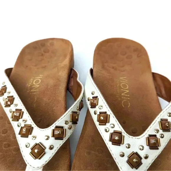Vionic Floriana Geometric Stone Beaded Flip Flop Sandals - 6 - Picture 9 of 11